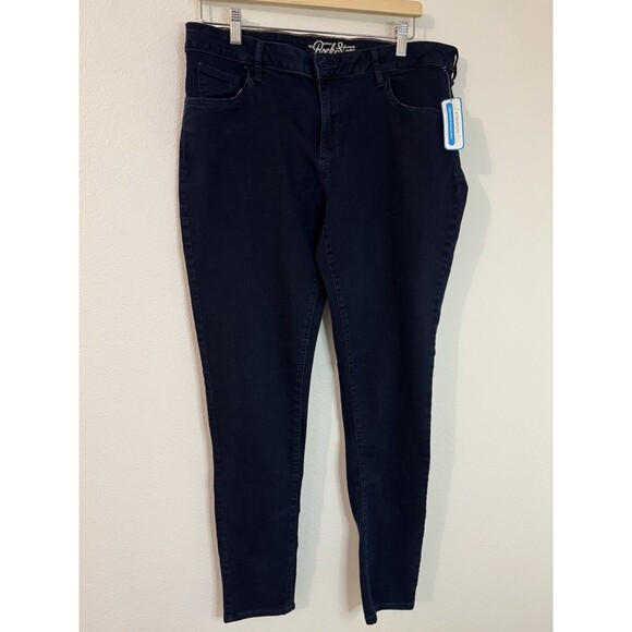 NWT Old Navy Jeans ROCKSTAR SKINNY Plus Size 16 Long Mid Rise Dark Wash New - Picture 1 of 8